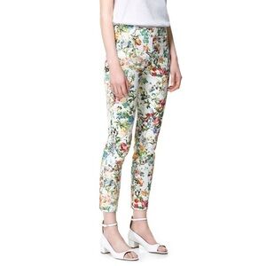 Zara Garden Party Floral Butterfly Flat Front Cropped Ankle Pants, Size M
